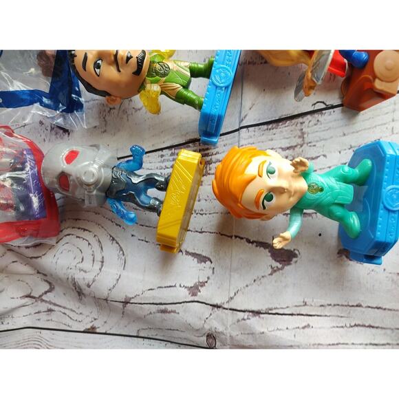 McDonald's Marvel Happy Meal Toys Set Of 8 3 Sealed Cake Toppers - Picture 6 of 11